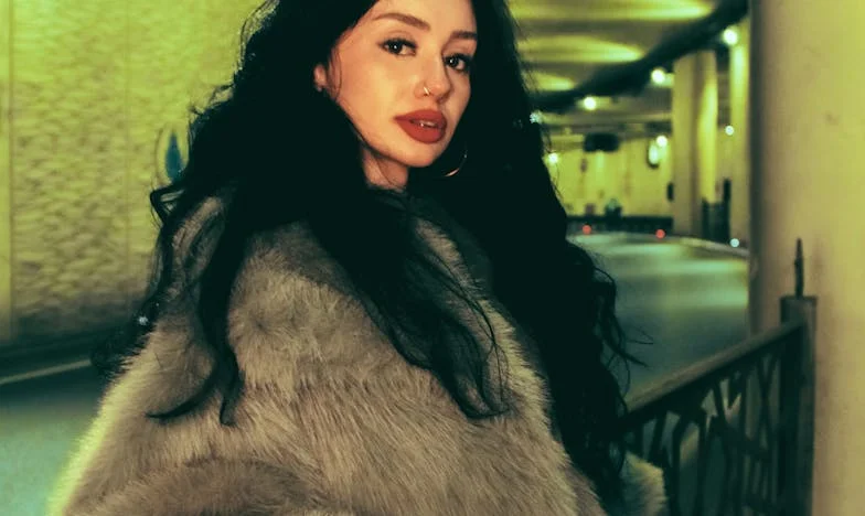 Sub același acoperiș, cu suflete străine: Povestea Mariei și a lui Radu