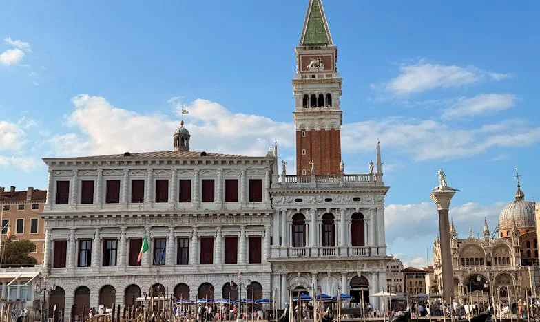 Un singur pas de divorț: Povestea mea despre iubire, familie și demnitate