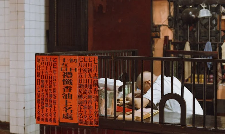 Ziua în care totul s-a schimbat: O discuție cu bunica despre casa copilăriei mele