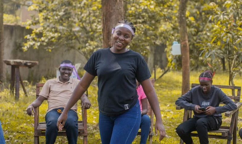 Adevărul ascuns sub covorul familiei: Povestea mea cu Vlad și mama lui