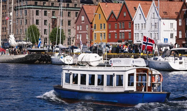 Când soțul meu era plecat, soacra m-a dat afară din casă – Povestea trădării, umilinței și a forței pe care am descoperit-o în mine