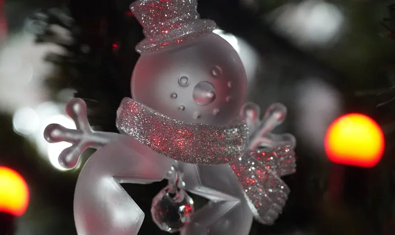 Când trecutul bate la ușă: Povestea unei mame între vină și speranță