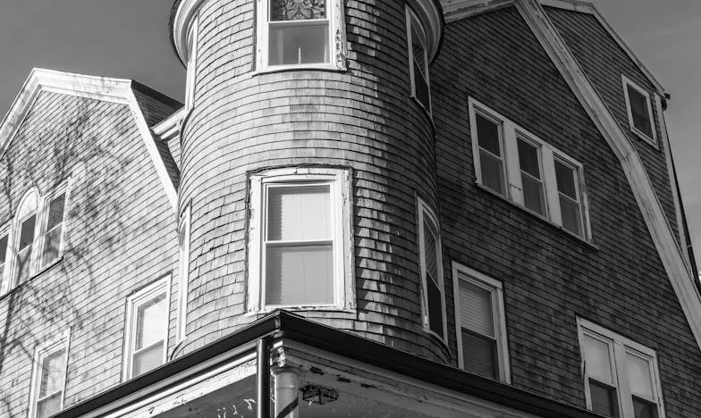 Corazón pe două continente: Povestea unei trădări după patruzeci de ani