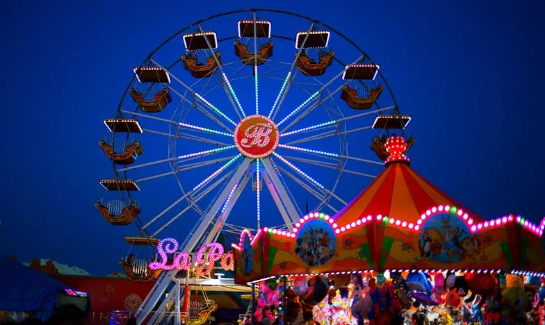 Femeia care nu a existat: Viața mea în umbra privirilor celorlalți