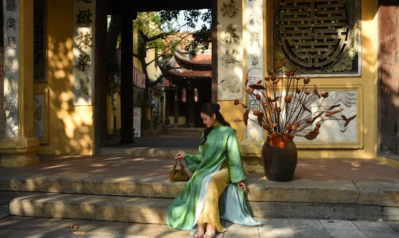 Fiica mea se rușinează cu mine: Povestea unei mame din București