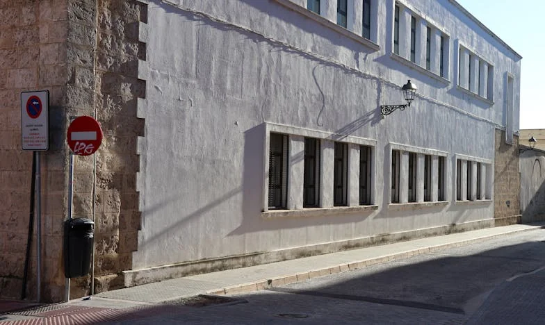 Încrederea sfărâmată: Când fratele meu a trădat familia