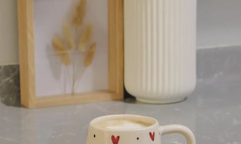 Între două focuri: Povestea mea despre iertare și familie