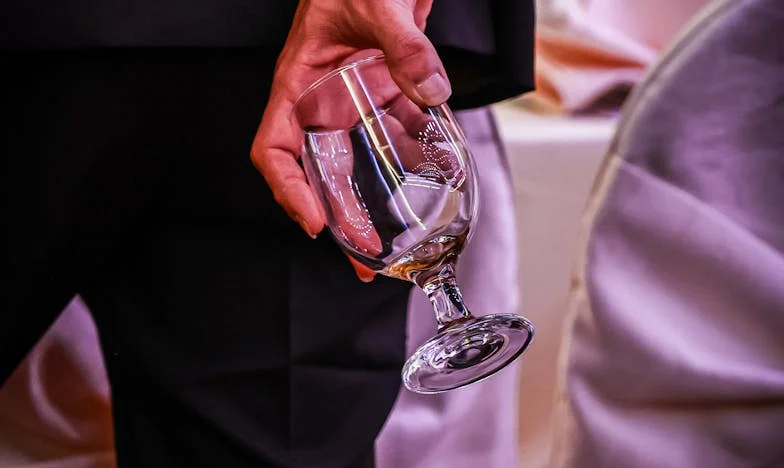 Între iubire și trădare: Povestea unei case și a unei alegeri imposibile