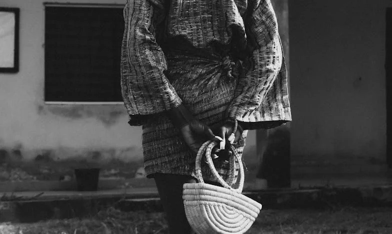 Joi seara care mi-a frânt inima: "Părinții au decis să-i lase fratelui meu toată casa bunicii"