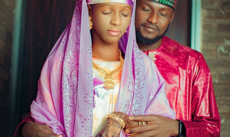 Nu te grăbi cu nunta, Emese! – Fuga unei mirese din fața unei familii tiranice