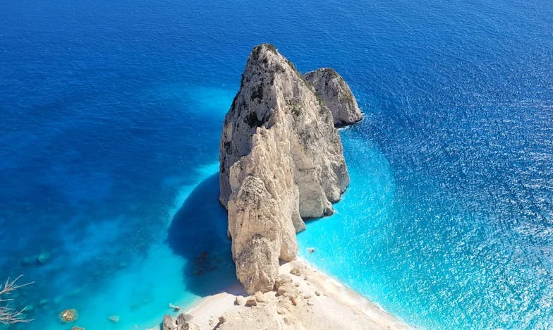 Umbra amărăciunii: De ce am ales să-mi ajut soacra, deși m-a rănit ani la rând