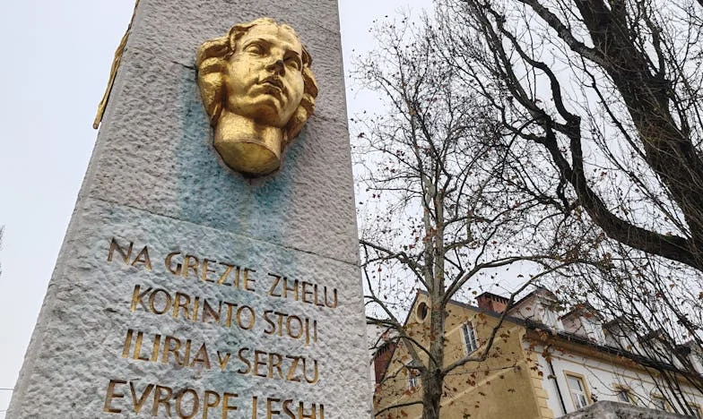 Umbra soacrei – O zi obișnuită, o viață între două lumi