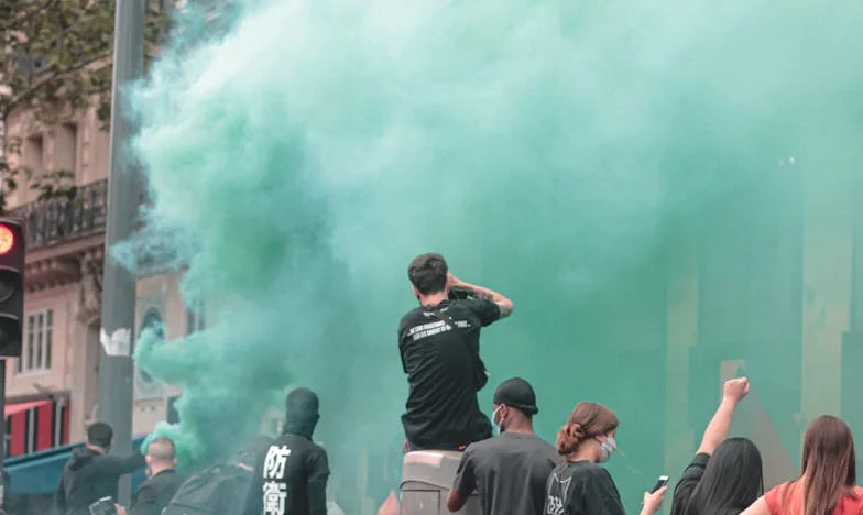 Când fiul meu a plecat departe: Povestea unei mame rămase singure