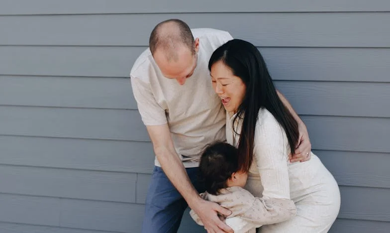 Când soțul meu m-a lăsat în pădure ca să-și apere amanta – Povestea unei doctorițe din România