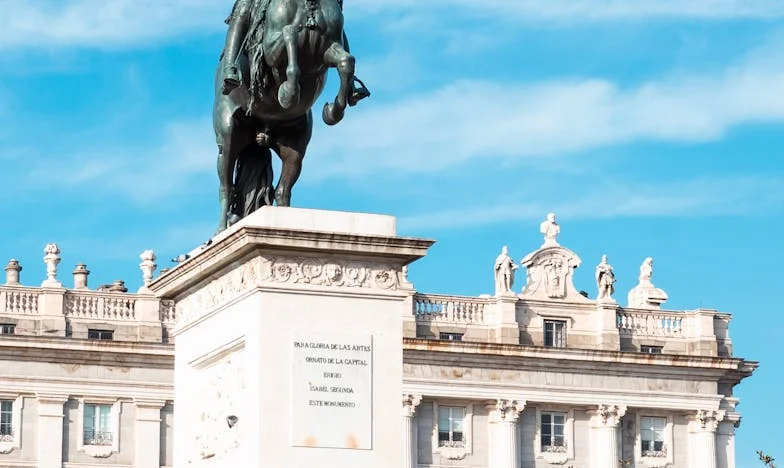 Cinci ani de tăcere: Cum soacra mea a încercat să-mi destrame căsnicia