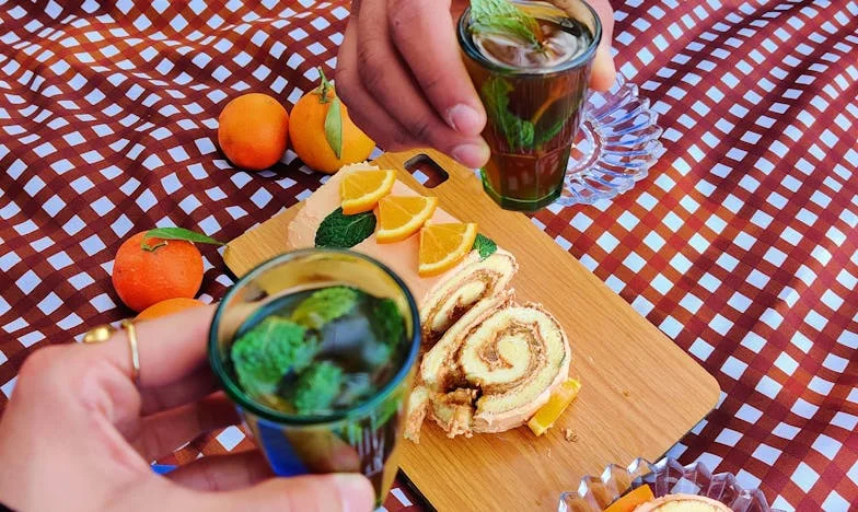 Fetița care s-a născut printre aburi de ciorbă: Povestea unei mame care a uitat să trăiască pentru ea însăși