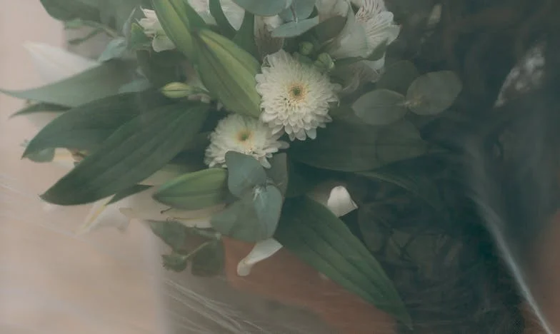 Între iertare și uitare: Povestea Corei, o mamă singură în căutarea liniștii