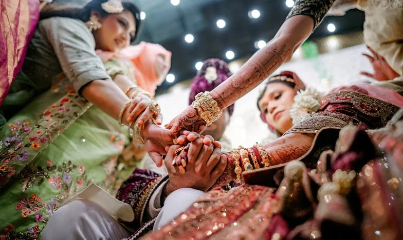 Nepoata nevăzută: Povestea unei iubiri neîmpărtășite și a căutării de sine