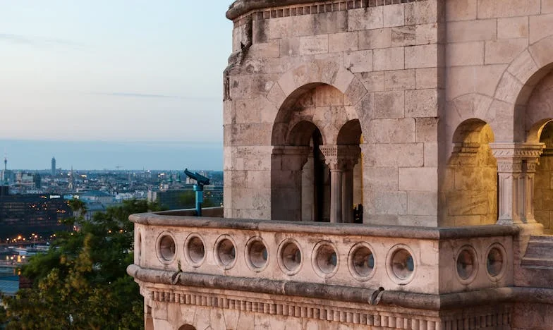 Niciodată nu vei conduce viața mea: Povestea unei mame, a unei nurori și a echilibrului pierdut