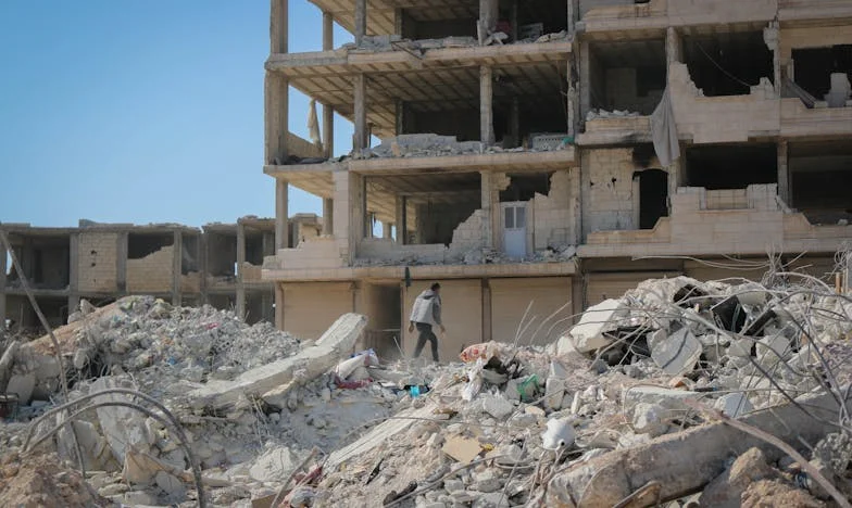 Poduri peste prăpastii: Cum am regăsit familia când banii s-au terminat