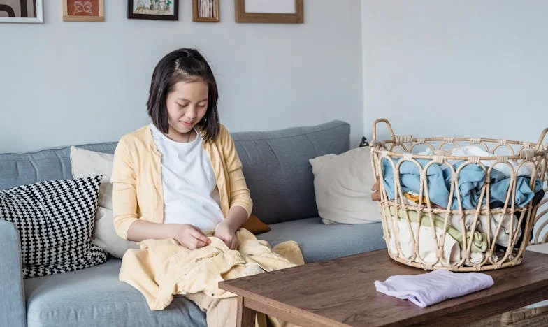 Tăcerea Fiului Meu: Povestea Unei Mame Românce