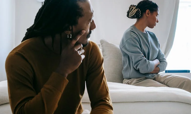 Toată viața trebuie să demonstrez că nu sunt vinovată? – Povara unei familii românești