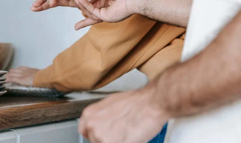 Ajutor! Bunicul meu s-a căsătorit cu vecina și acum familia nu mai există pentru el