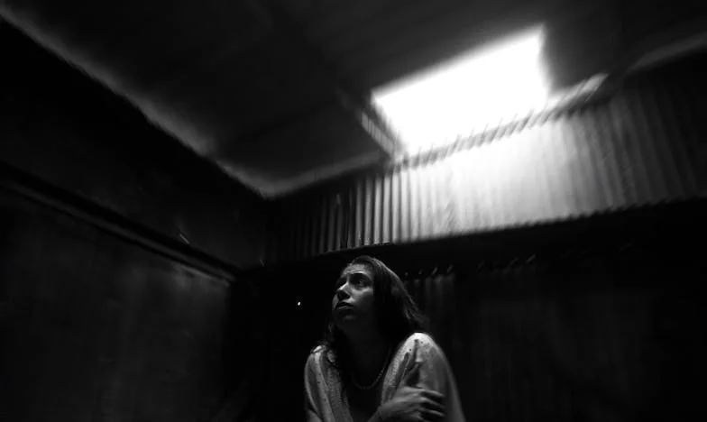 „Atunci, ia-ți creditul!” – Confesiunea unei nurori despre realitatea românească