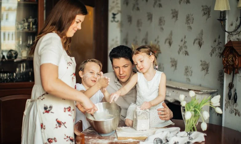 Între ambiție și iubire: Povestea unei familii încercate de rivalitate și așteptări