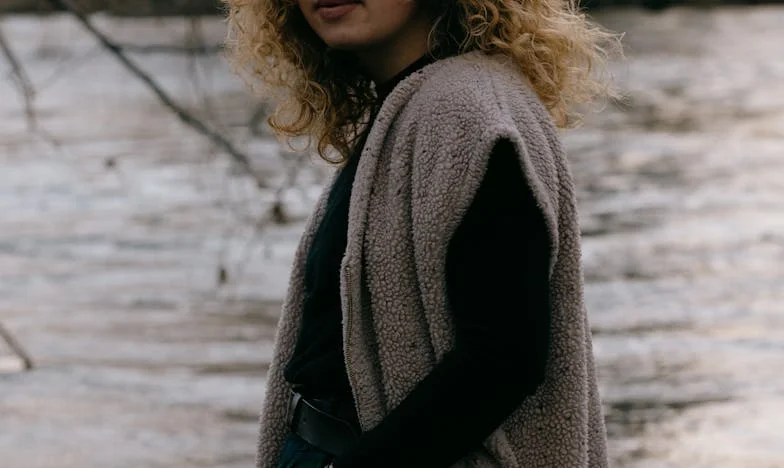 Între Datorii și Iubire: Povestea Mea Despre Familie, Sacrificiu și Prețul Tăcerii