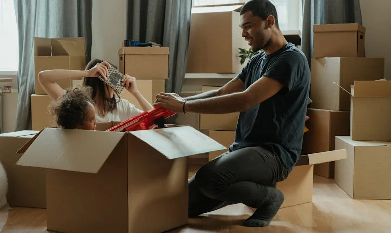 „Nu am vrut să plec, mamă, dar nu mai puteam rămâne” – Povestea mea despre sacrificiu, vină și iertare