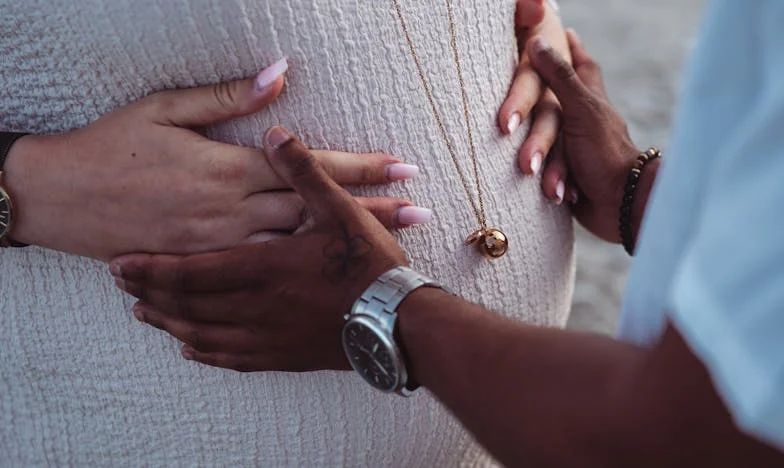 „Nu sunt mama ta, Vlad, dar pot fi acolo pentru tine” – Povestea mea ca mamă vitregă în România