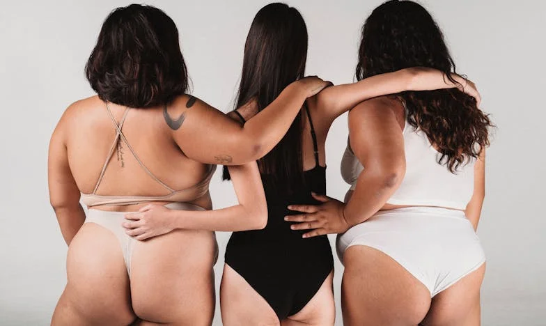 Nuntă pe marginea prăpastiei: Povestea mea despre iubire, dizabilitate și prejudecăți