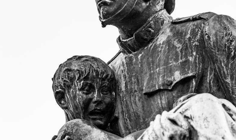 Saltul în necunoscut: Povestea curajului pe podul de peste Dâmbovița