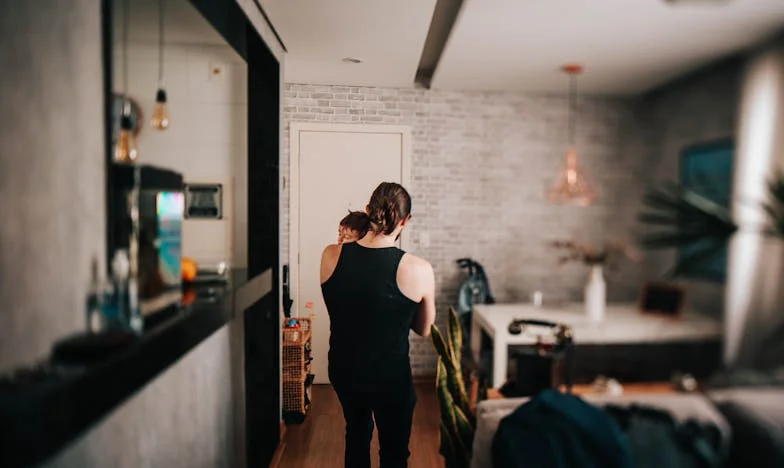 „Am crescut trei fii și două fiice, dar acum băieții mei nu mai vor să audă de mine”