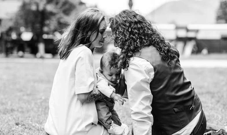 Banii ascunși ai fiicei mele: Povara unei mame între datorie și vinovăție