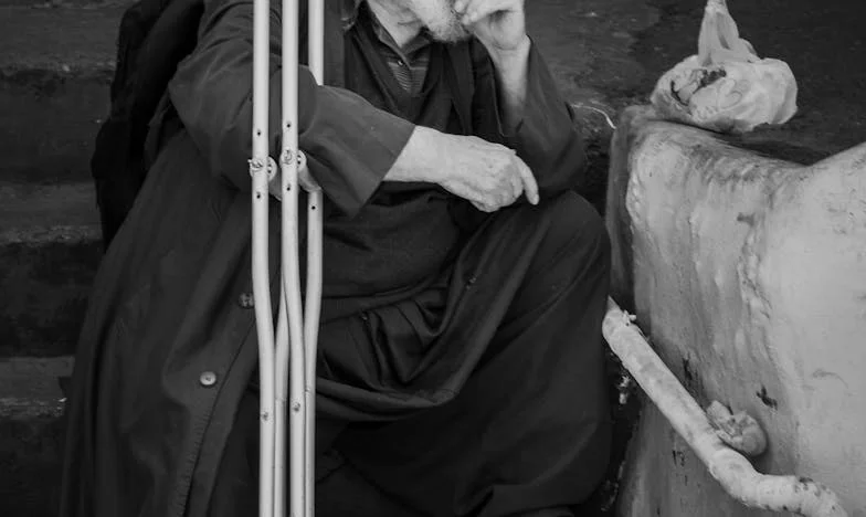 Două prietene la 60 de ani decid să se mute împreună și să închirieze o casă. Ce a urmat le-a schimbat viața.