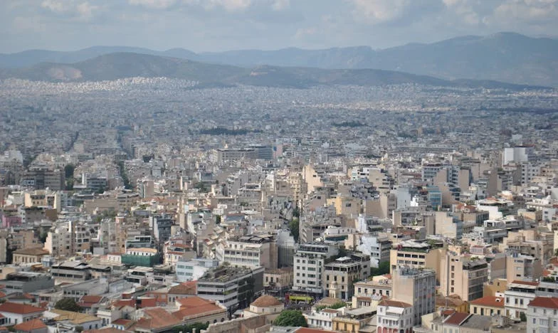 Dragostea pierdută din Bătrânii Tei: O poveste despre alegeri și a doua șansă