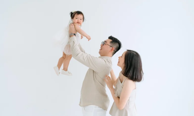 Fostul meu soț i-a cumpărat fiului nostru un apartament, iar noua lui soție nu se poate opri din a se plânge