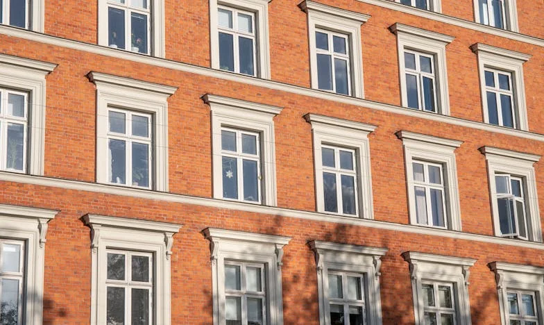 Între Privirea Tatălui și Visurile Copilului: Lupta Mea pentru Liniștea Familiei