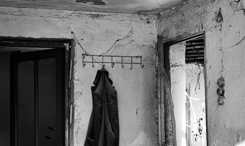 Nu am voie să am copii. Tata spune că nepoții mei trebuie să crească mai întâi