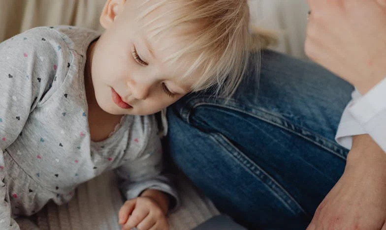 Nu i-am spus niciodată soțului meu cât câștig – acum sunt singură, dar în sfârșit am liniște