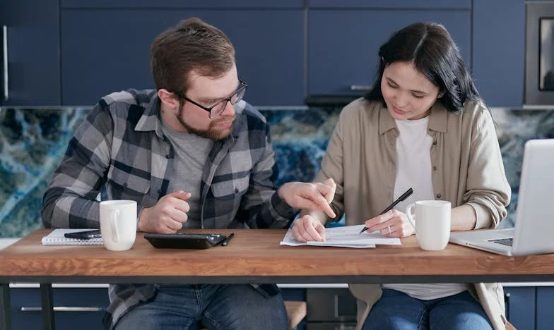 Secretele din Umbra Casei: Povestea unei Bunici din Bacău