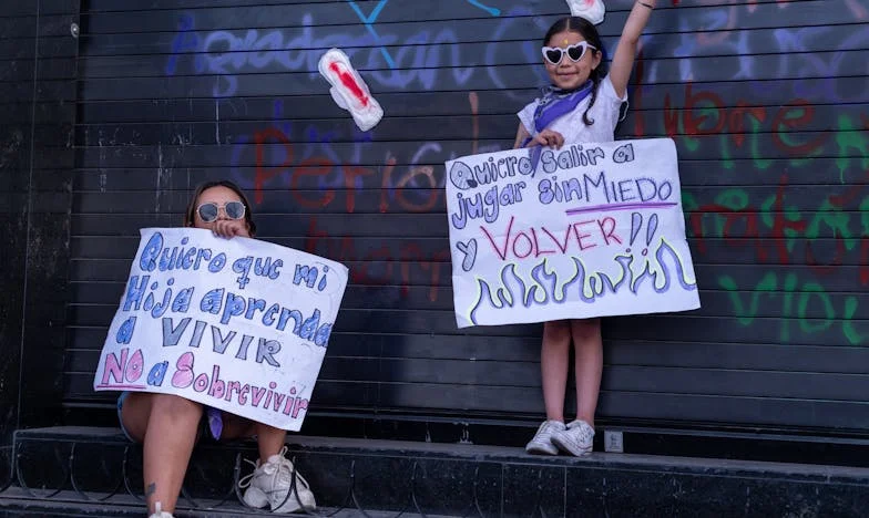 Tensiuni Nevăzute: Când Vizitele Familiei Devin Un Câmp de Luptă