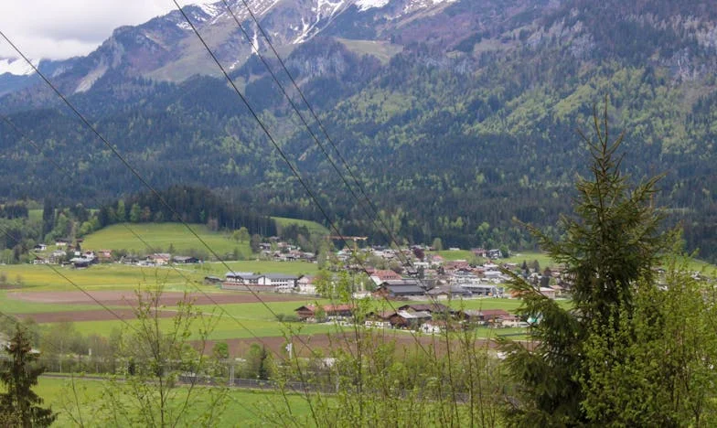 Apartamentul care ne-a destrămat: Povestea unei familii în criză