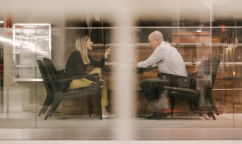 Când planurile de weekend sunt spulberate de soacră: O poveste despre (ne)prietenie și compromisuri de familie