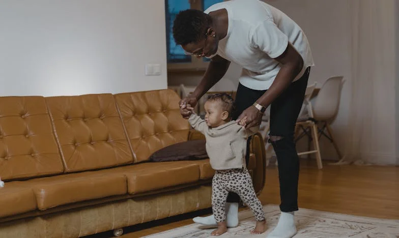 Despărțirea nu a fost de ajuns: Cum fostul meu soț și mama lui mi-au întors fiul împotriva mea și a noului meu partener