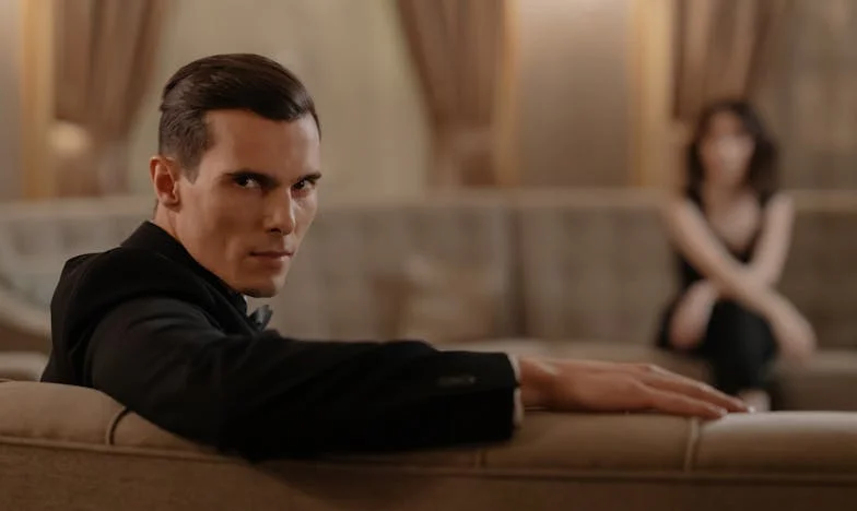 „Mi-a spus în față că îi încurc căsnicia. Cel mai dureros a fost că fiul meu a tăcut.”