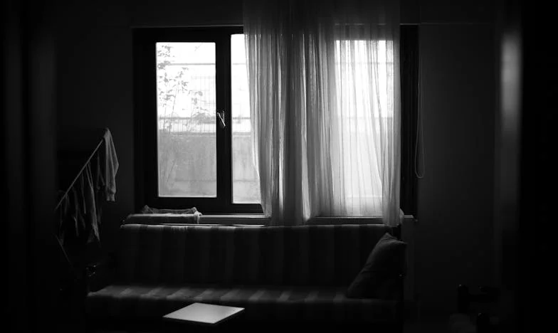 Când bunicul meu ne-a întors spatele: Povestea destrămării unei familii românești