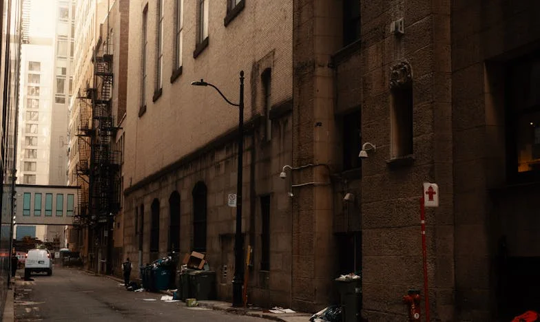 „Dacă mama ta pleacă o lună, atunci și eu!” – Răzvrătirea unei soții românce împotriva rolurilor tradiționale